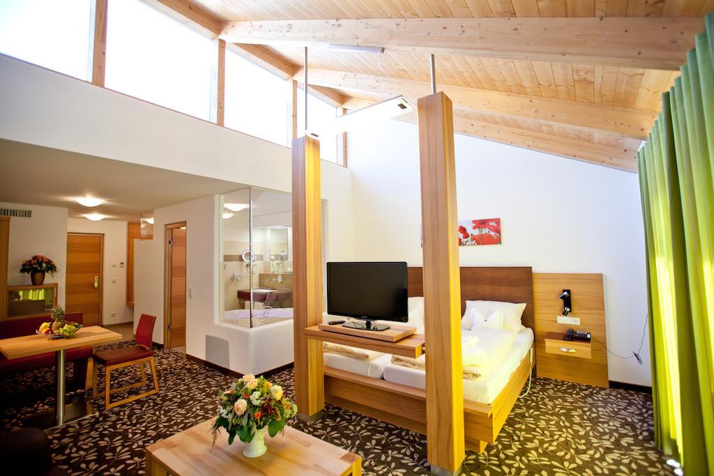 Hotel Und Appartementhof Waldeck Bad Füssing Eksteriør bilde