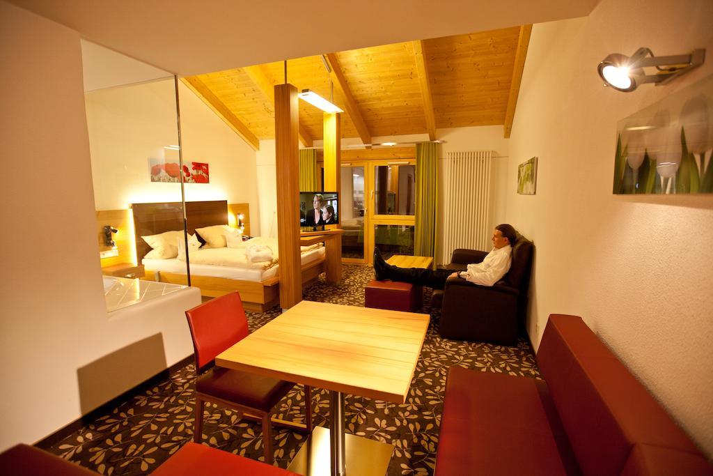 Hotel Und Appartementhof Waldeck Bad Füssing Eksteriør bilde