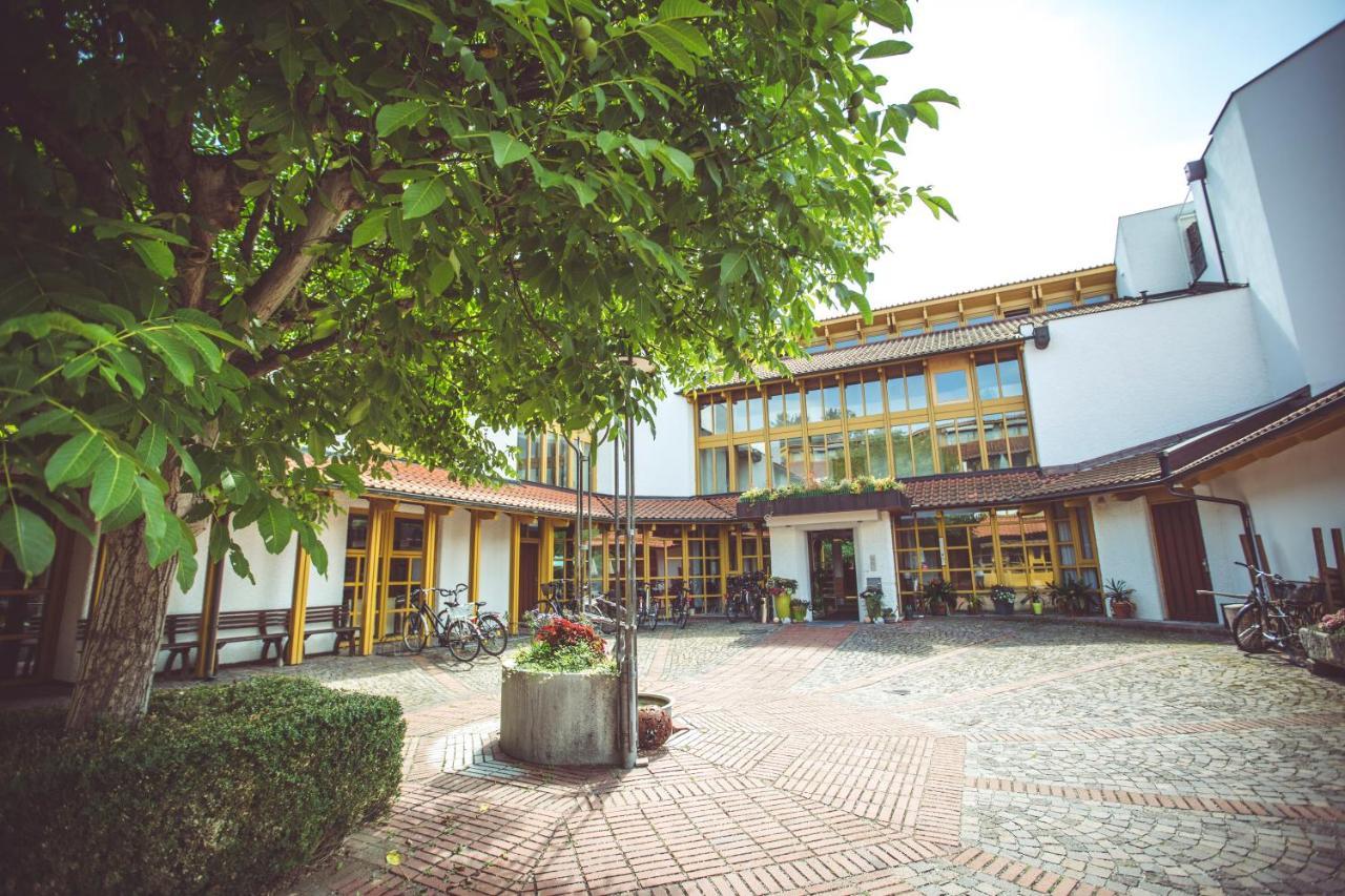 Hotel Und Appartementhof Waldeck Bad Füssing Eksteriør bilde
